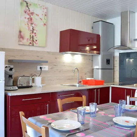 Apartment Renove Au Cap D'agde : 4 Couchages, Clim, Proche Et Port, Parking A Proximite - Fr-1-249-351 *