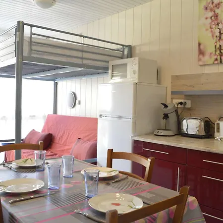 Apartment Renove Au Cap D'agde : 4 Couchages, Clim, Proche Et Port, Parking A Proximite - Fr-1-249-351 Agde