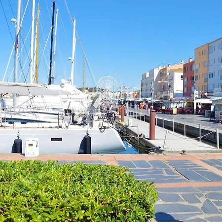 Renove Au Cap D'agde : 4 Couchages, Clim, Proche Et Port, Parking A Proximite - Fr-1-249-351 Apartment Agde